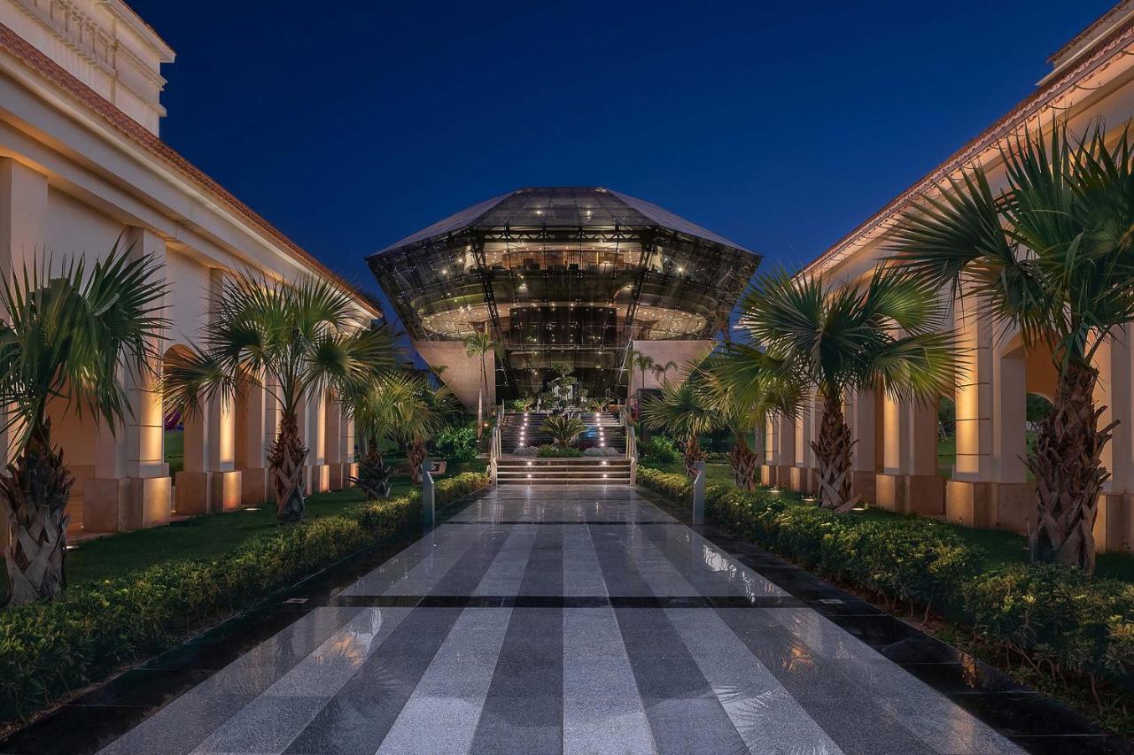 The St Regis New Capital Cairo Hotel Exterior photo The main entrance of the hotel