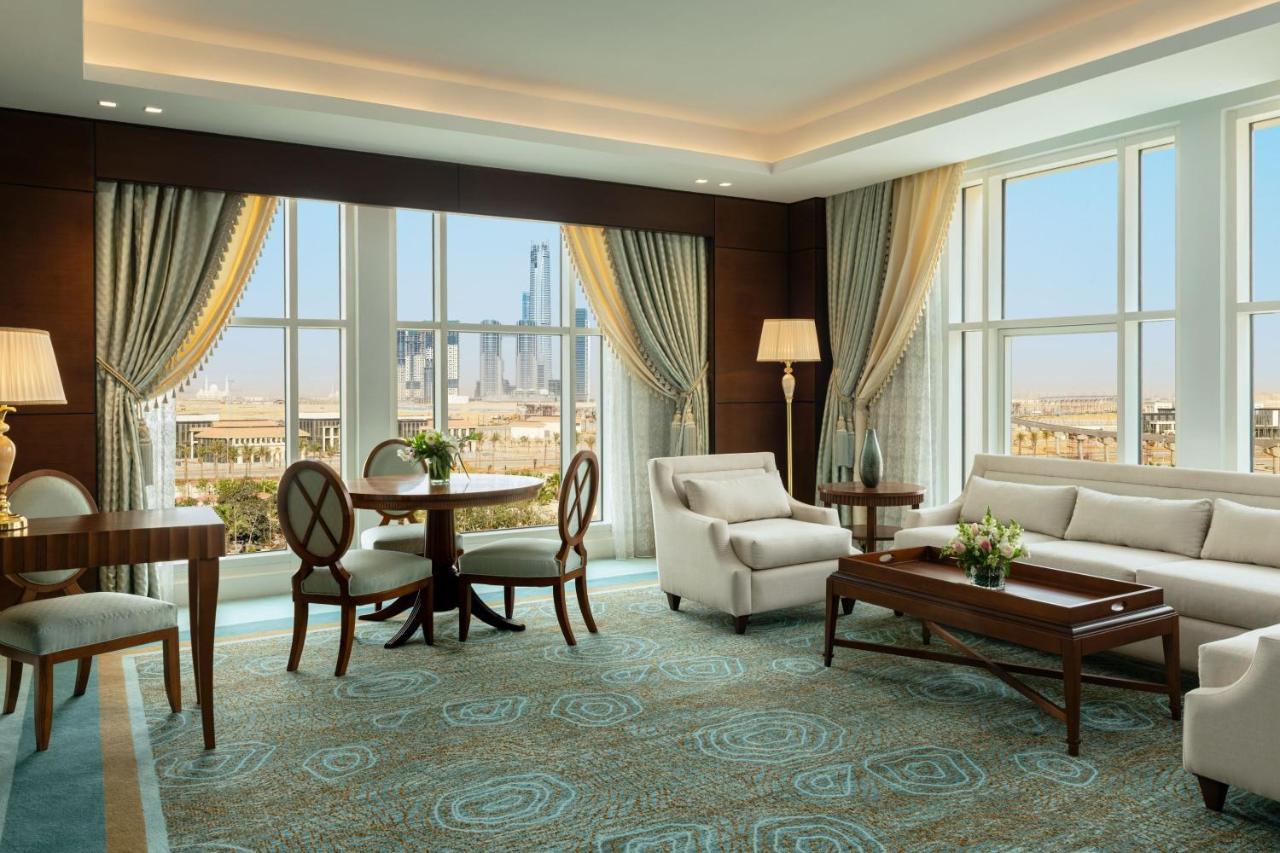 The St Regis New Capital Cairo Hotel Exterior photo A suite at the Jumeirah Emirates Towers Hotel