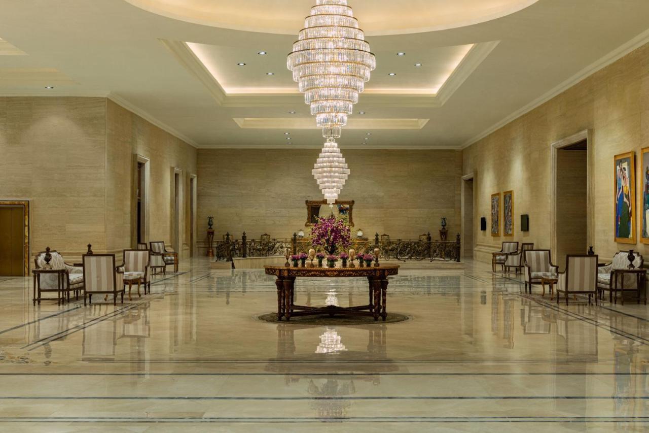 The St Regis New Capital Cairo Hotel Exterior photo The lobby of the hotel