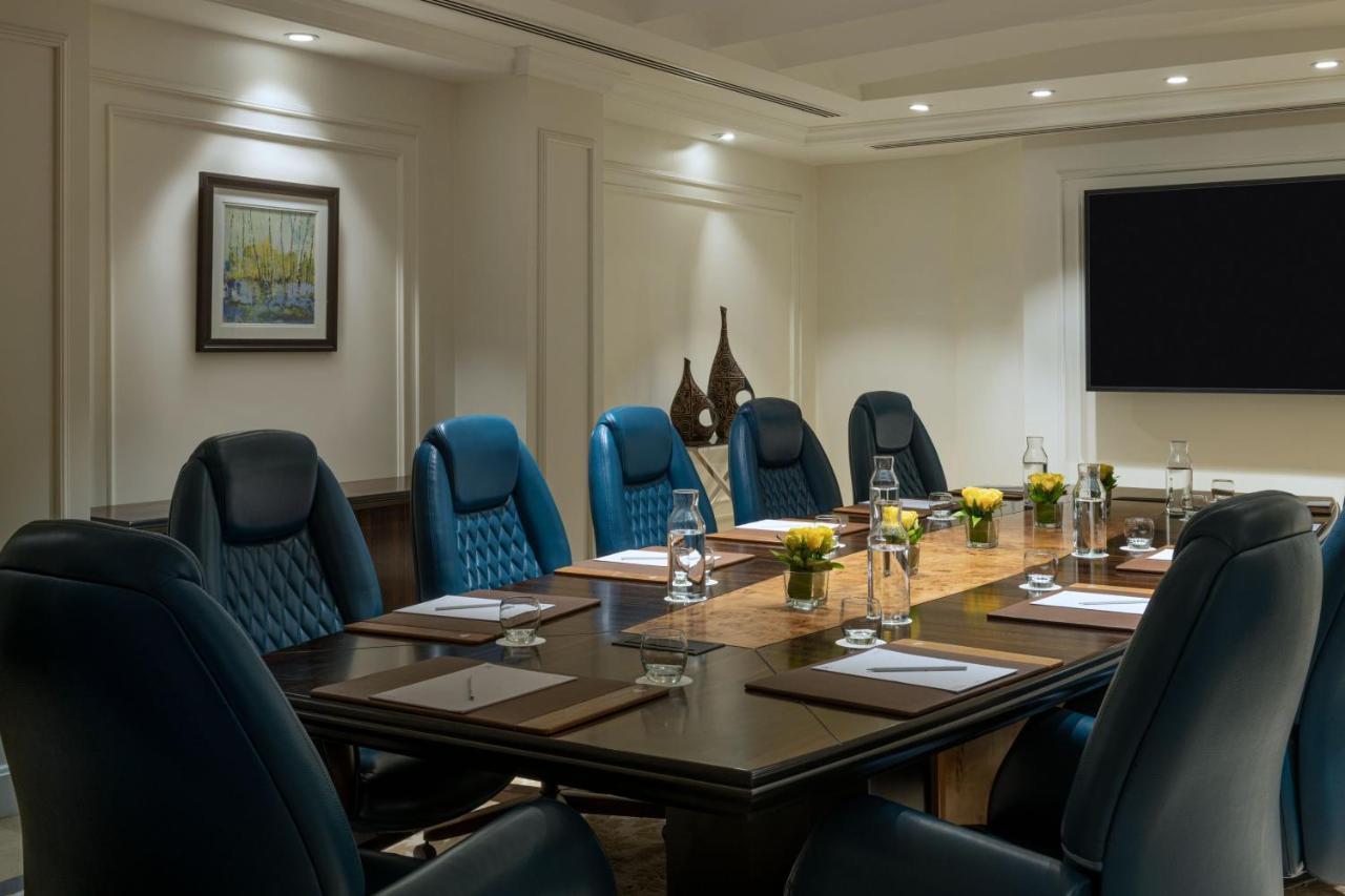 The St Regis New Capital Cairo Hotel Exterior photo Boardroom at The Oberoi, Mumbai